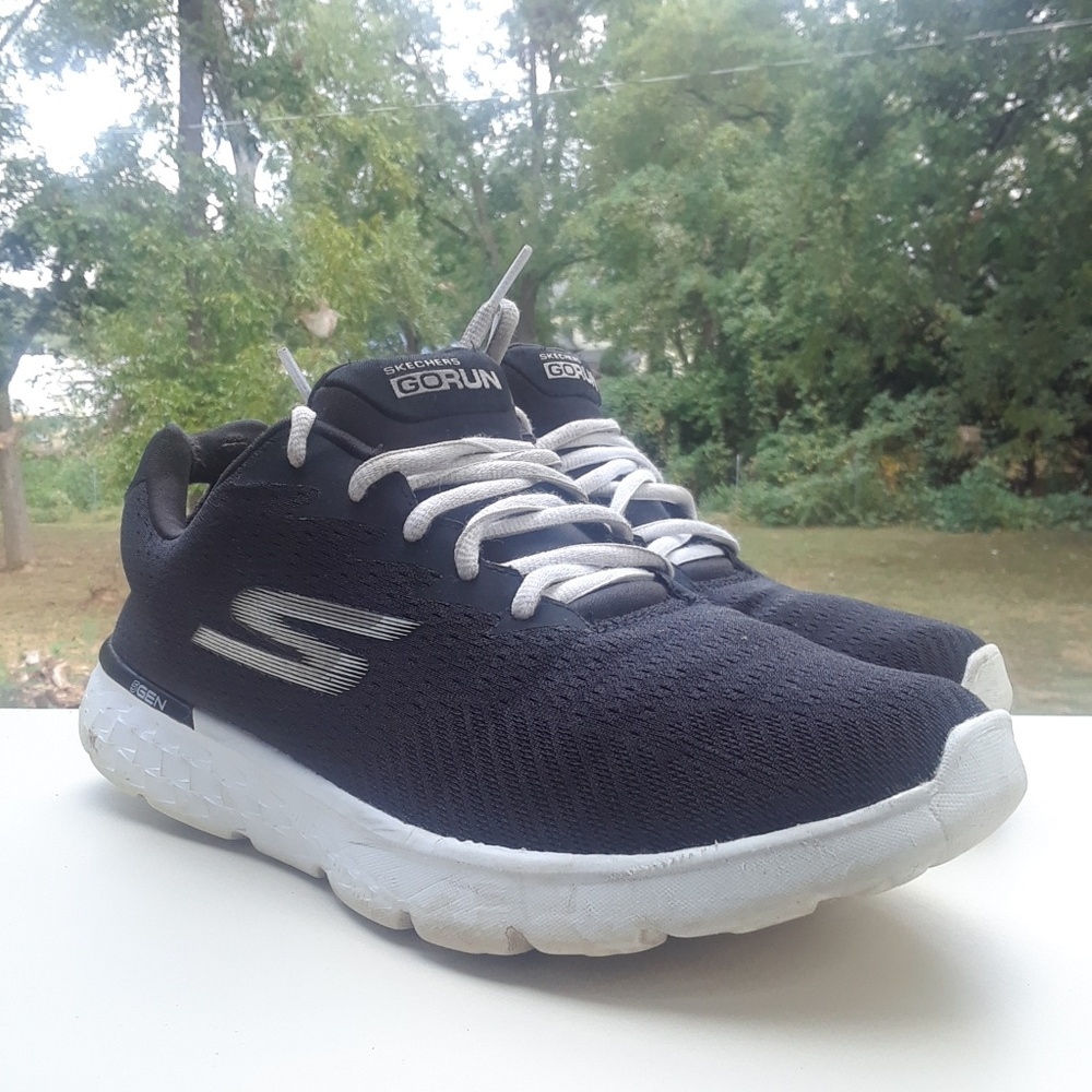 SKECHERS GORUN 400